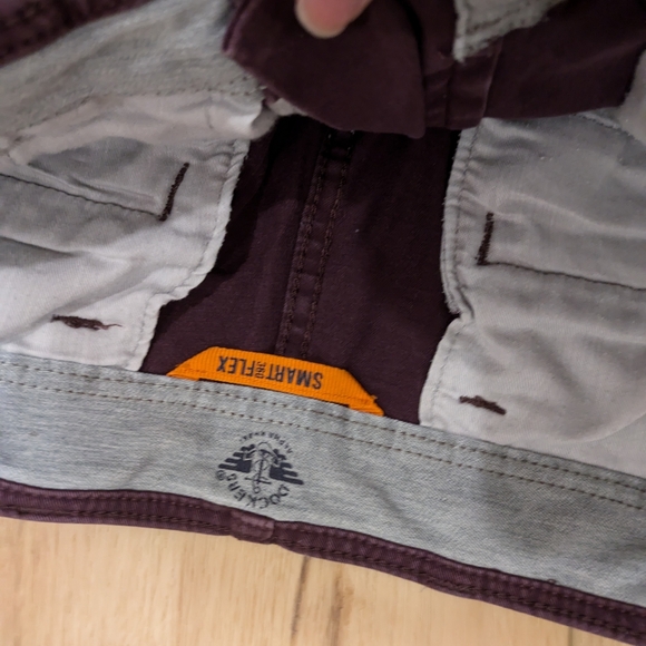 Men's Docker Pants - Picture 7 of 8